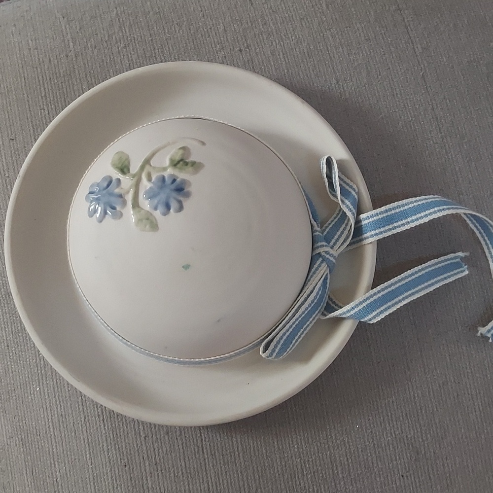 Gabriel Sweden wall decor hat